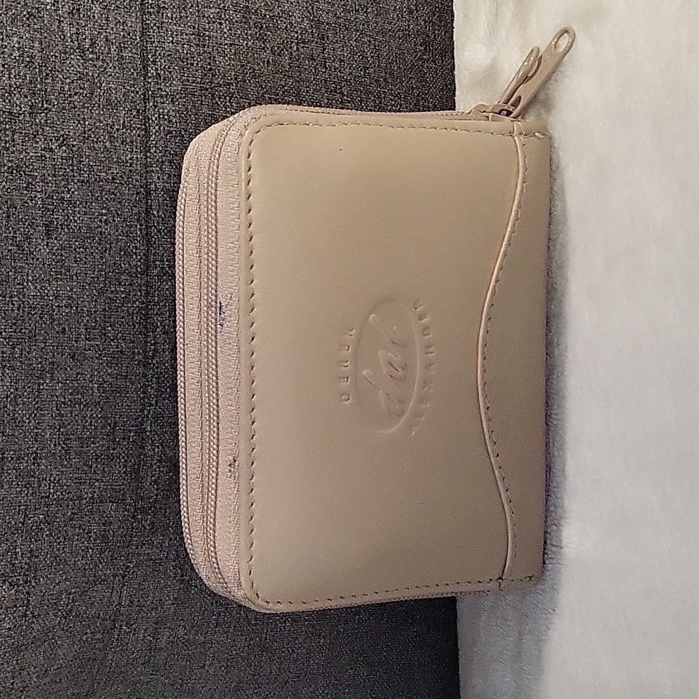 Derek Alexander Card Holder